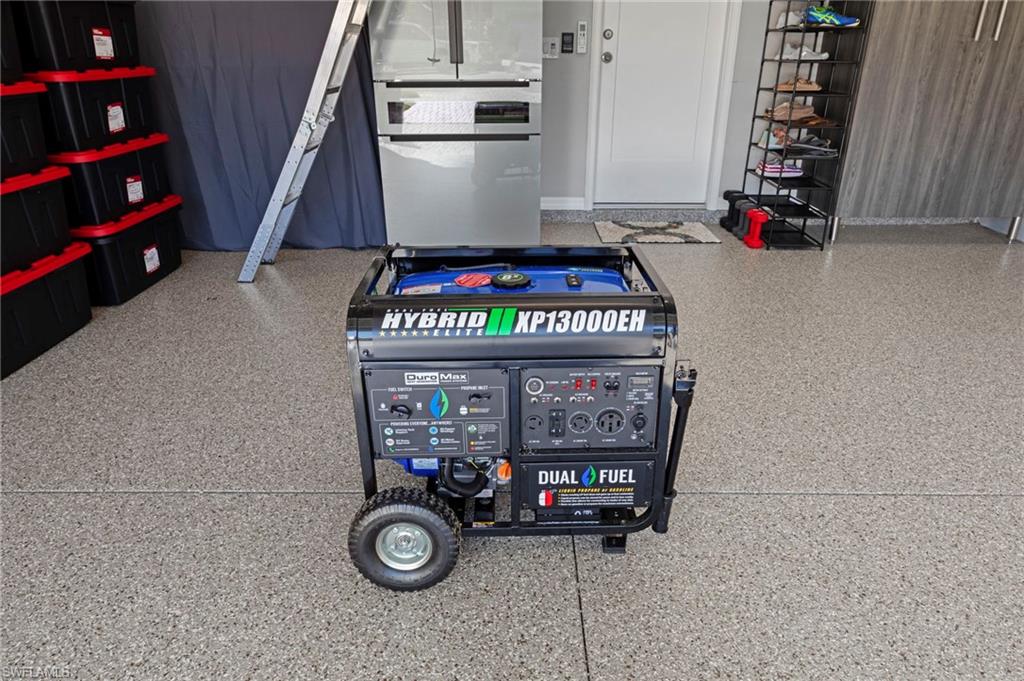 MALLARD POINT - Residential