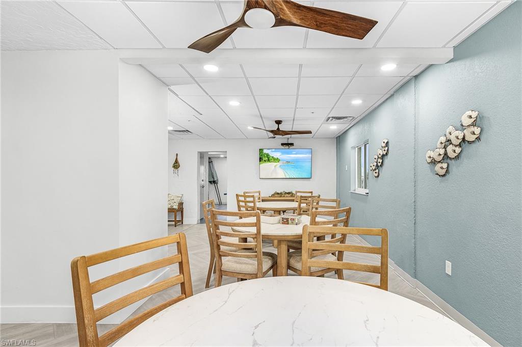 LOVERS KEY BEACH CLUB - Residential