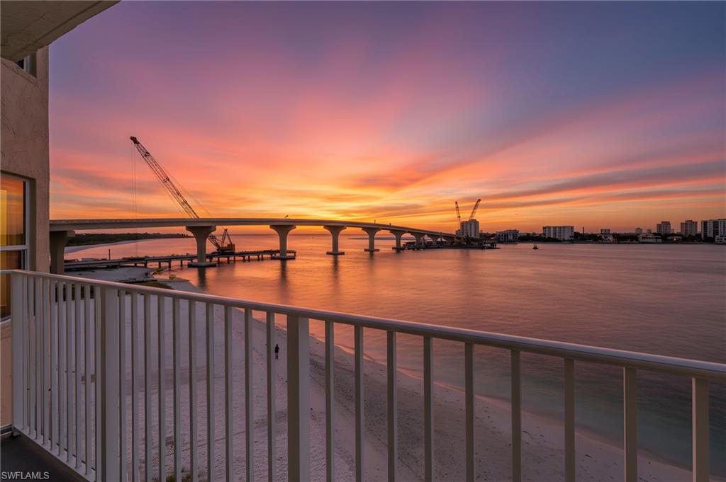 LOVERS KEY BEACH CLUB - Residential