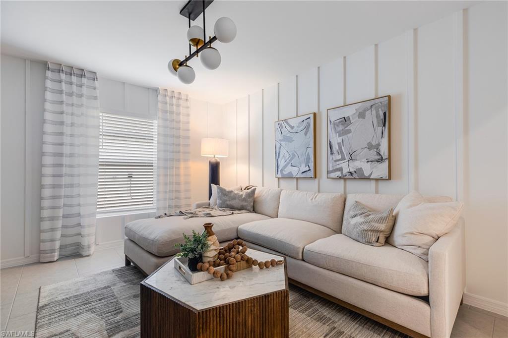 SAVANNA LAKES - Residential