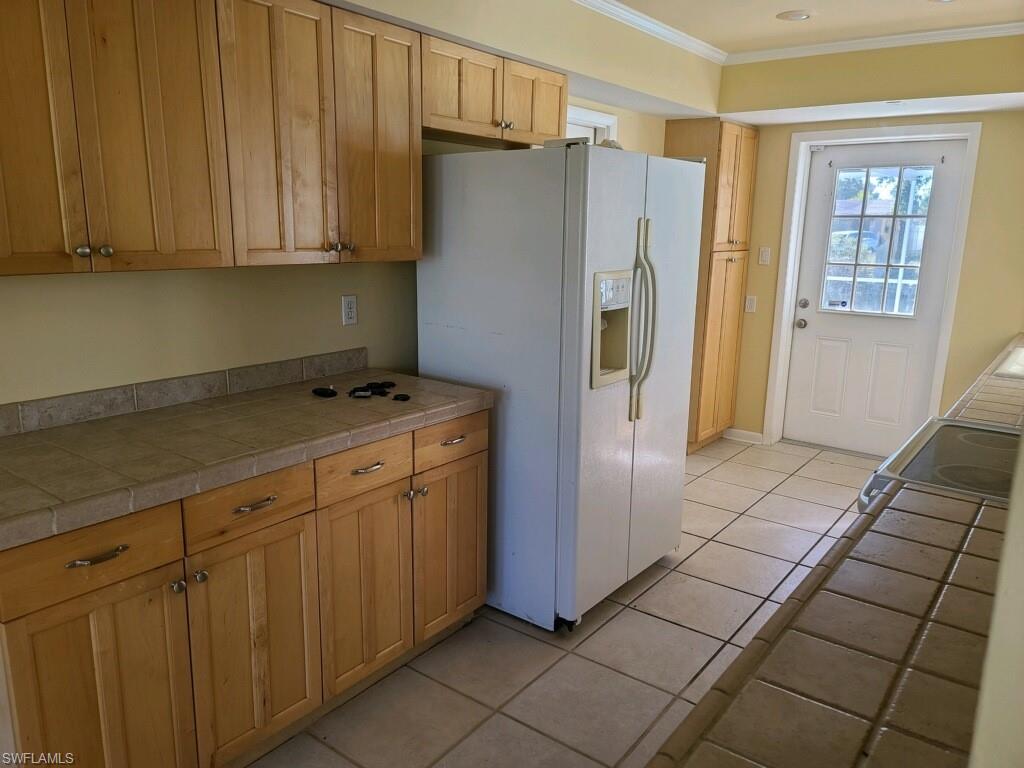 GOLDEN GATE CITY - Residential