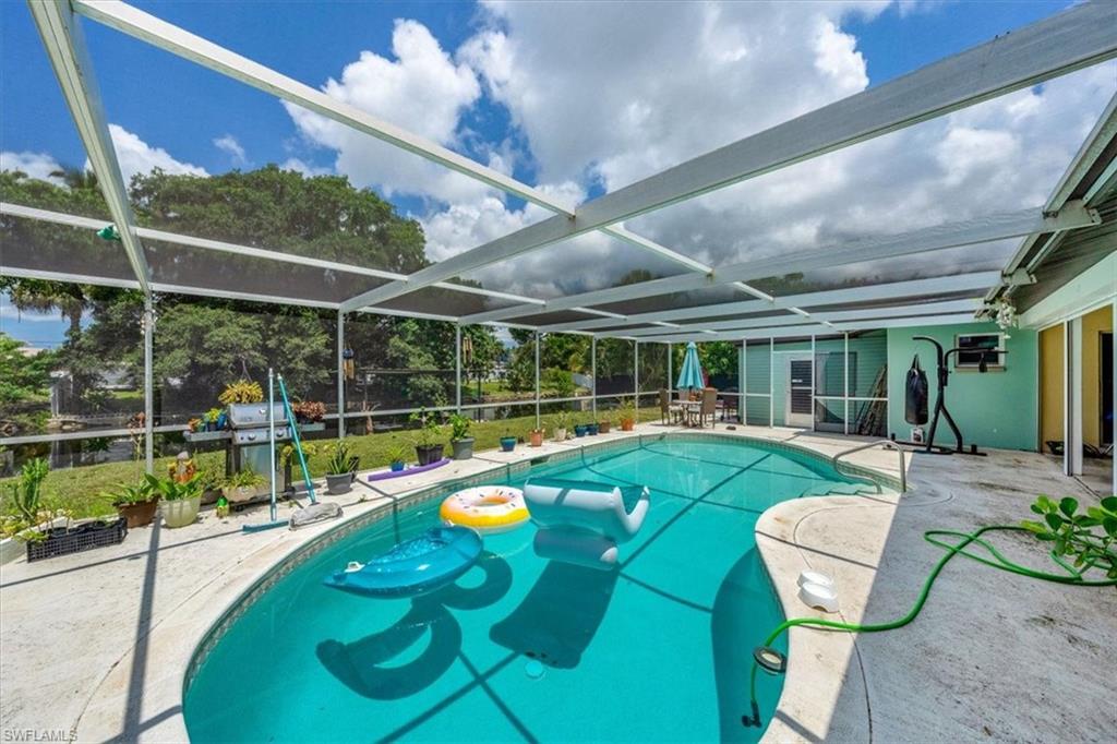 GOLDEN GATE CITY - Residential