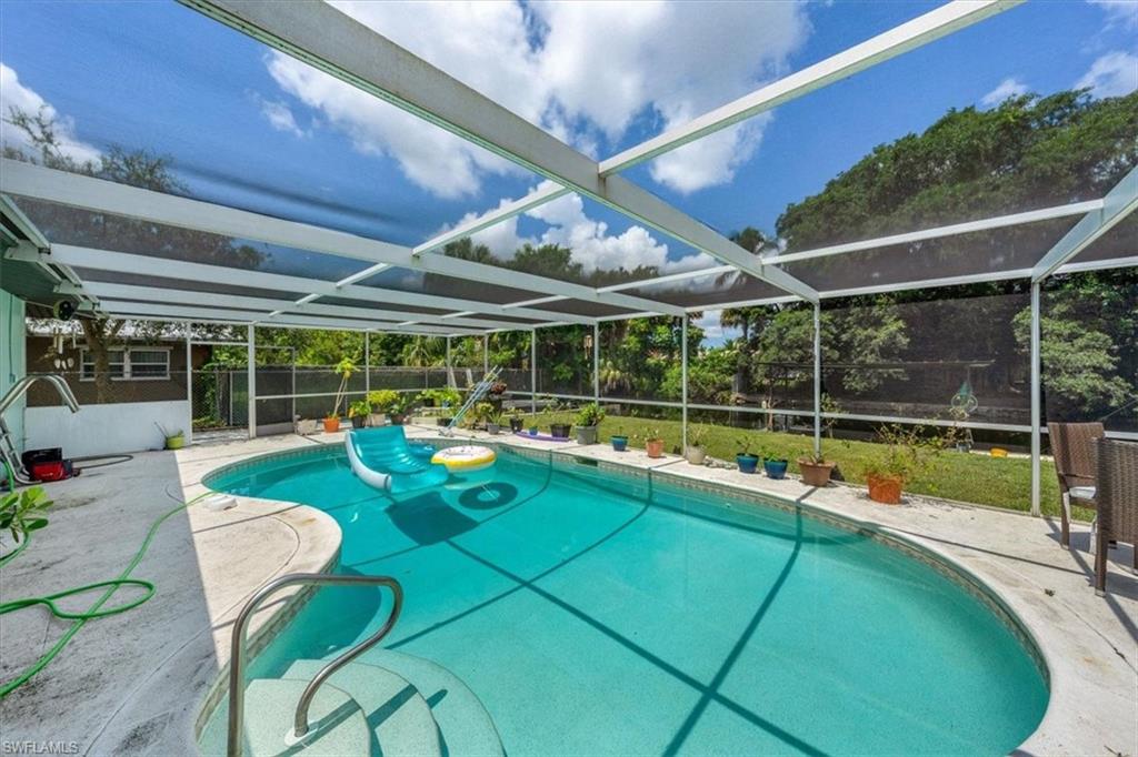 GOLDEN GATE CITY - Residential