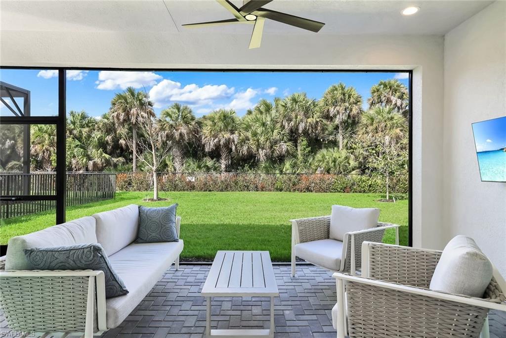 VALENCIA TRAILS - Residential