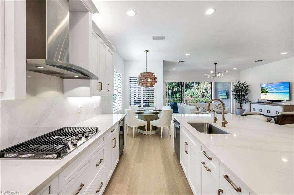 VALENCIA TRAILS - Residential