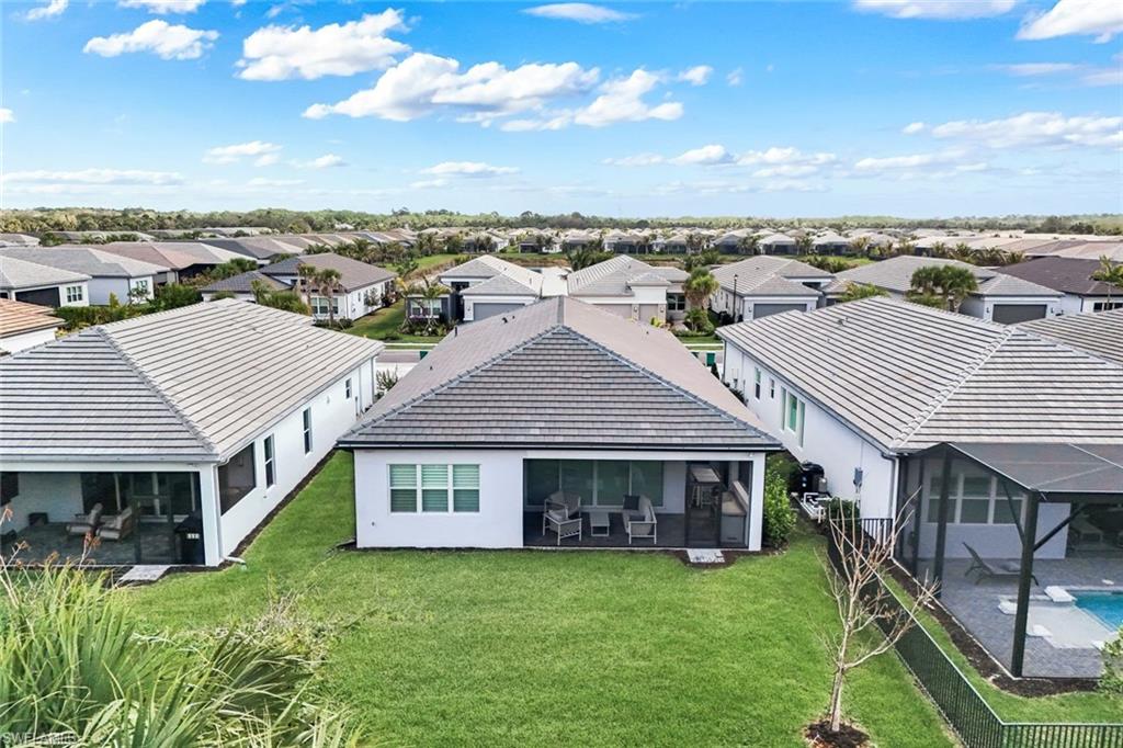 VALENCIA TRAILS - Residential