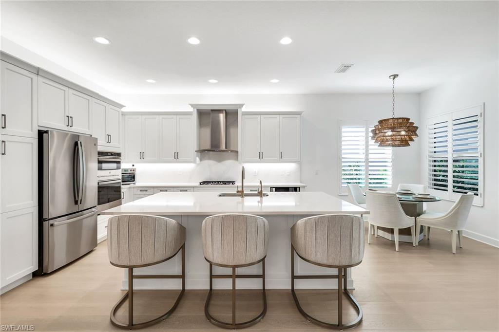 VALENCIA TRAILS - Residential