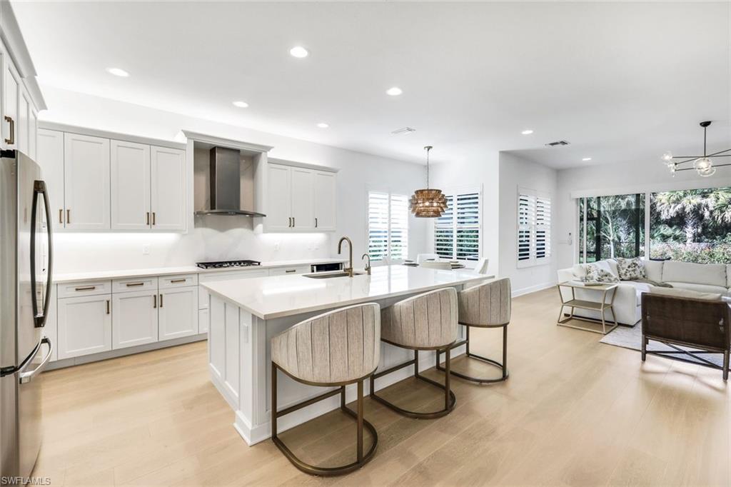 VALENCIA TRAILS - Residential