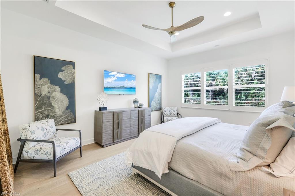 VALENCIA TRAILS - Residential