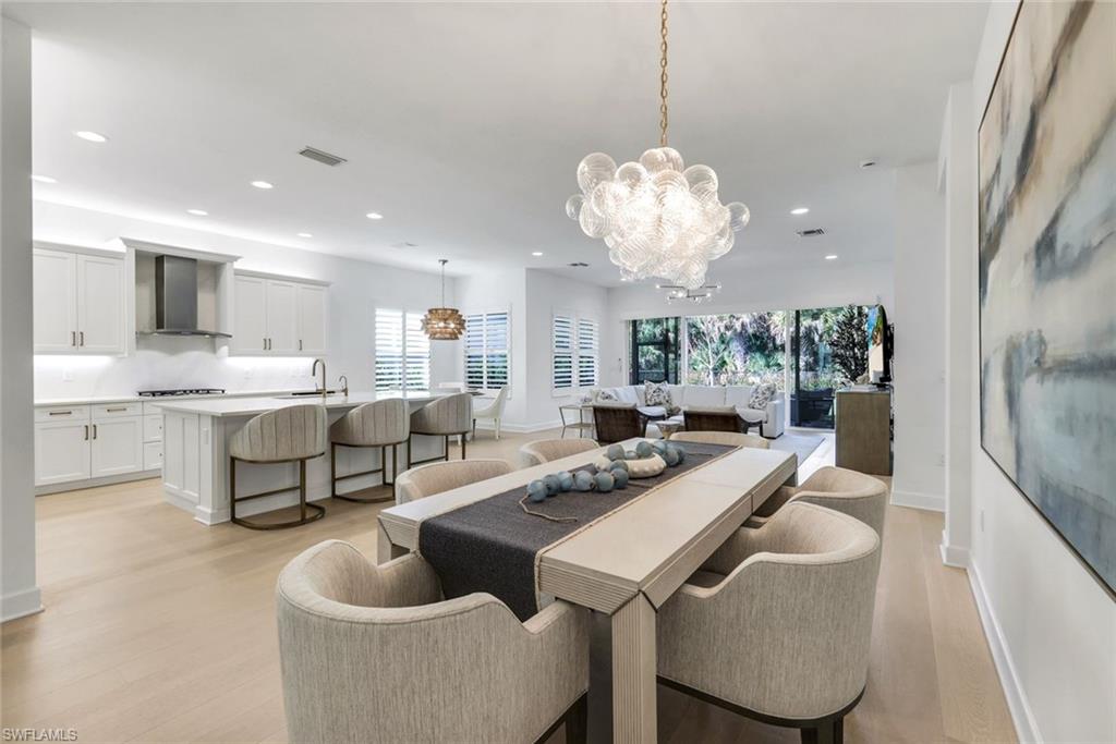 VALENCIA TRAILS - Residential