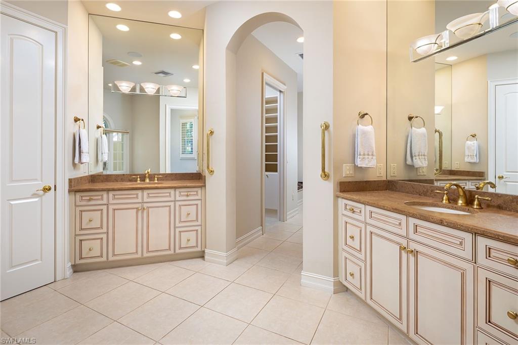 COLLIERS RESERVE - Residential