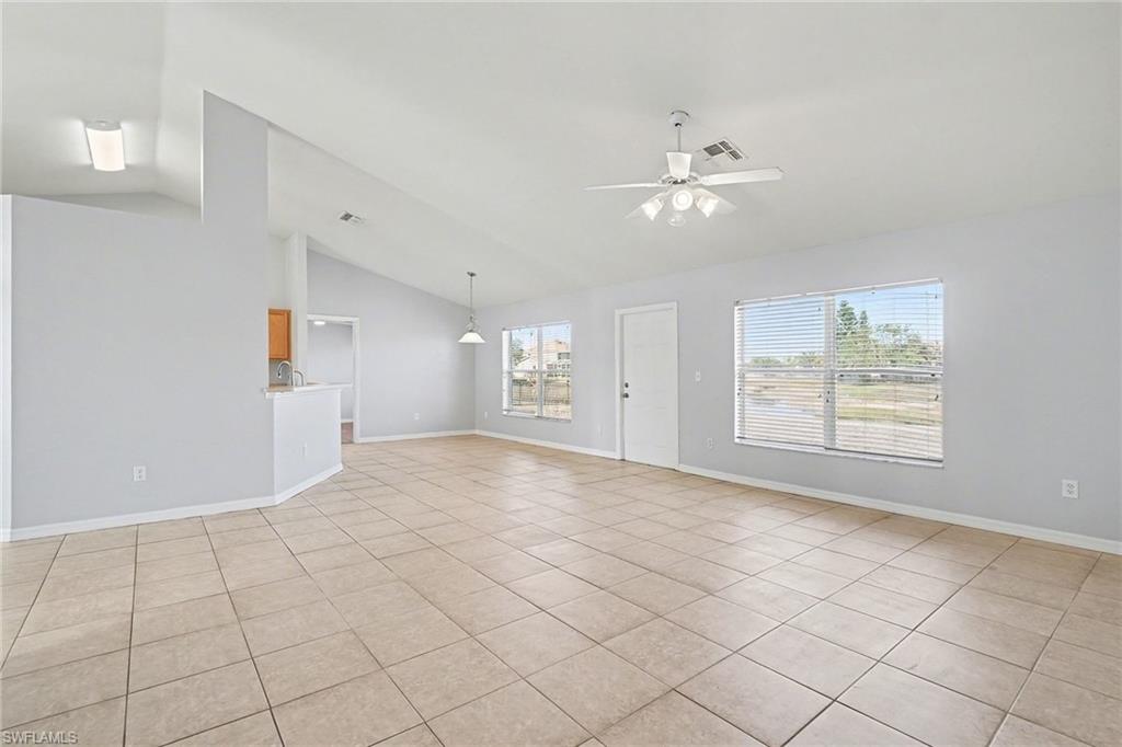 TOWN LAKES - Residential