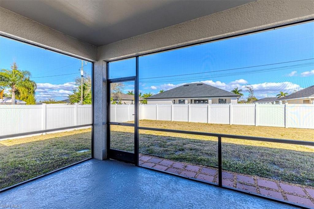 CAPE CORAL - Residential