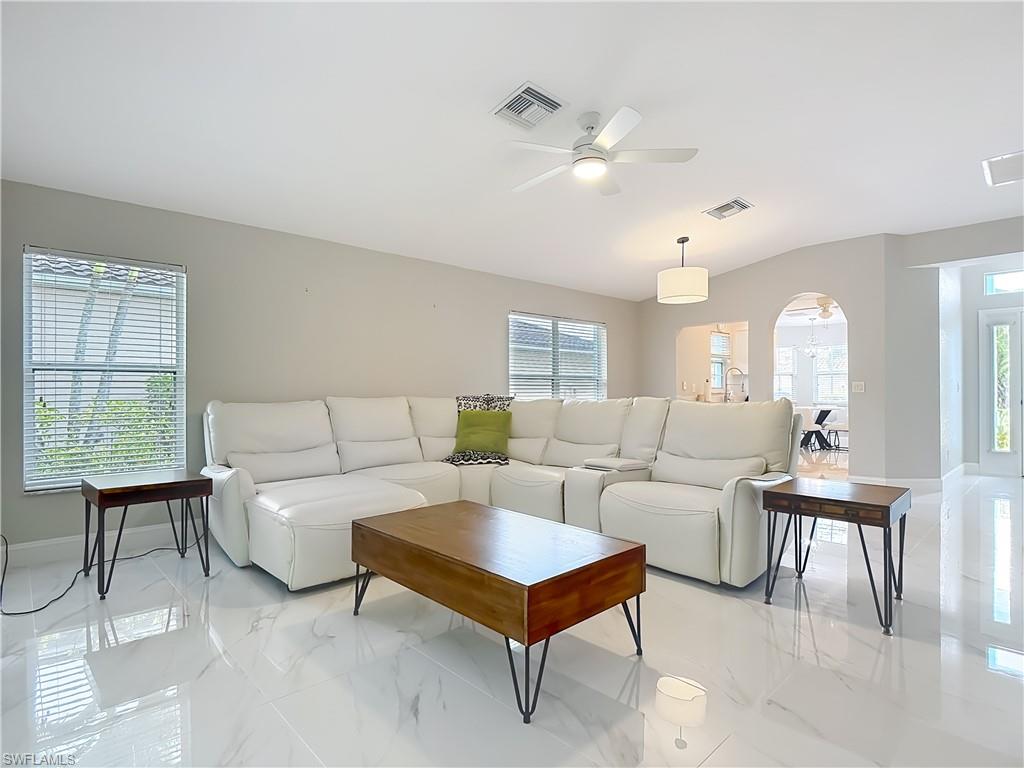 DEL VERA COUNTRY CLUB - Residential