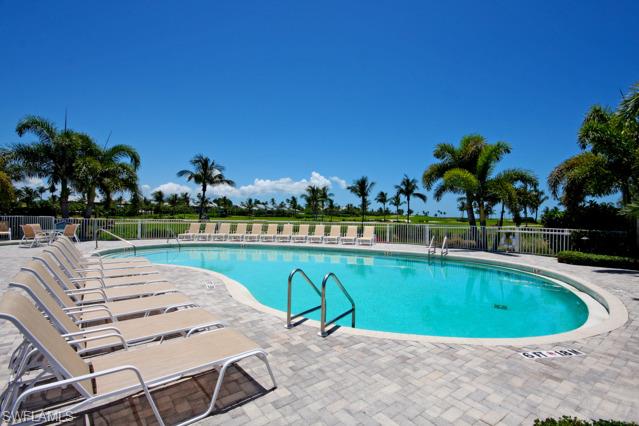 LAND'S END - Residential