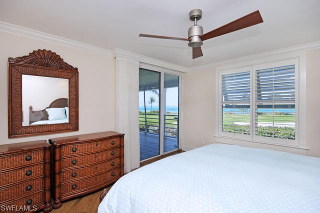 LAND'S END - Residential