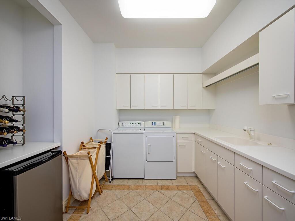 LA SCALA AT THE COLONY - Residential