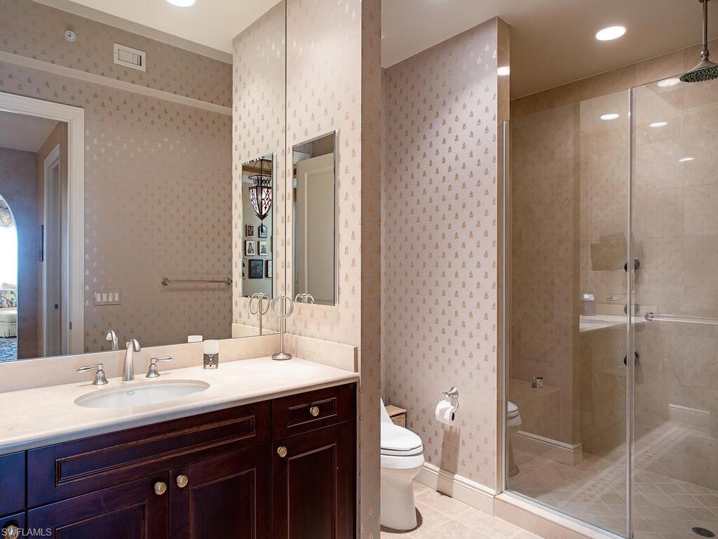 LA SCALA AT THE COLONY - Residential