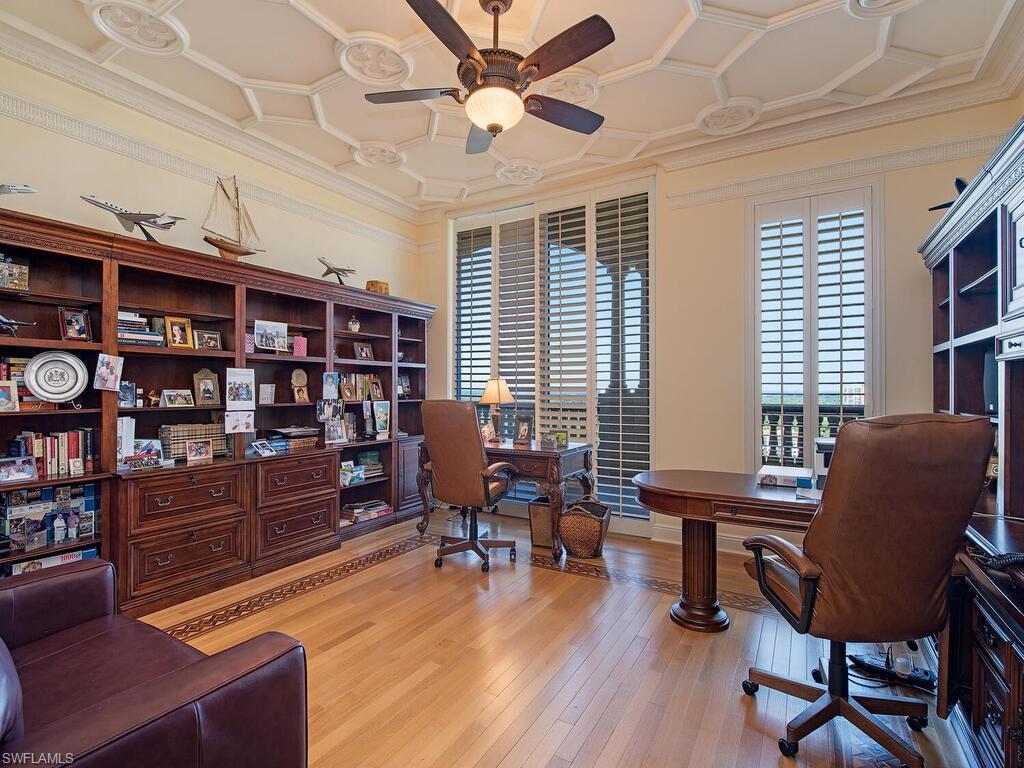 LA SCALA AT THE COLONY - Residential