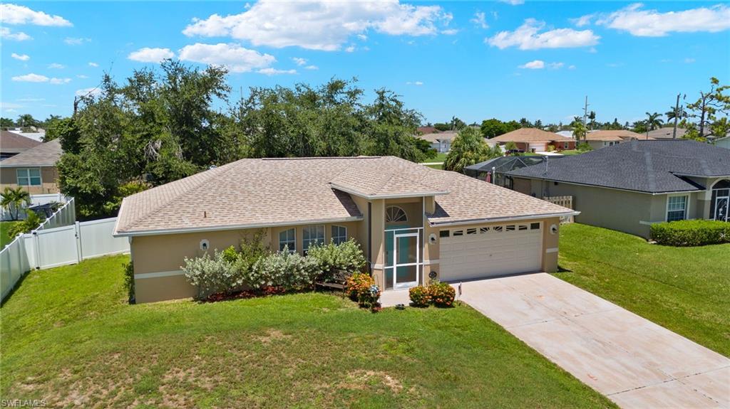 CAPE CORAL - Residential