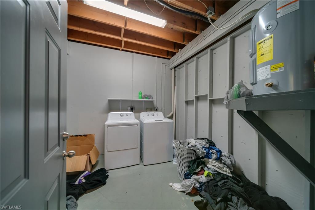 LAKESIDE - Residential