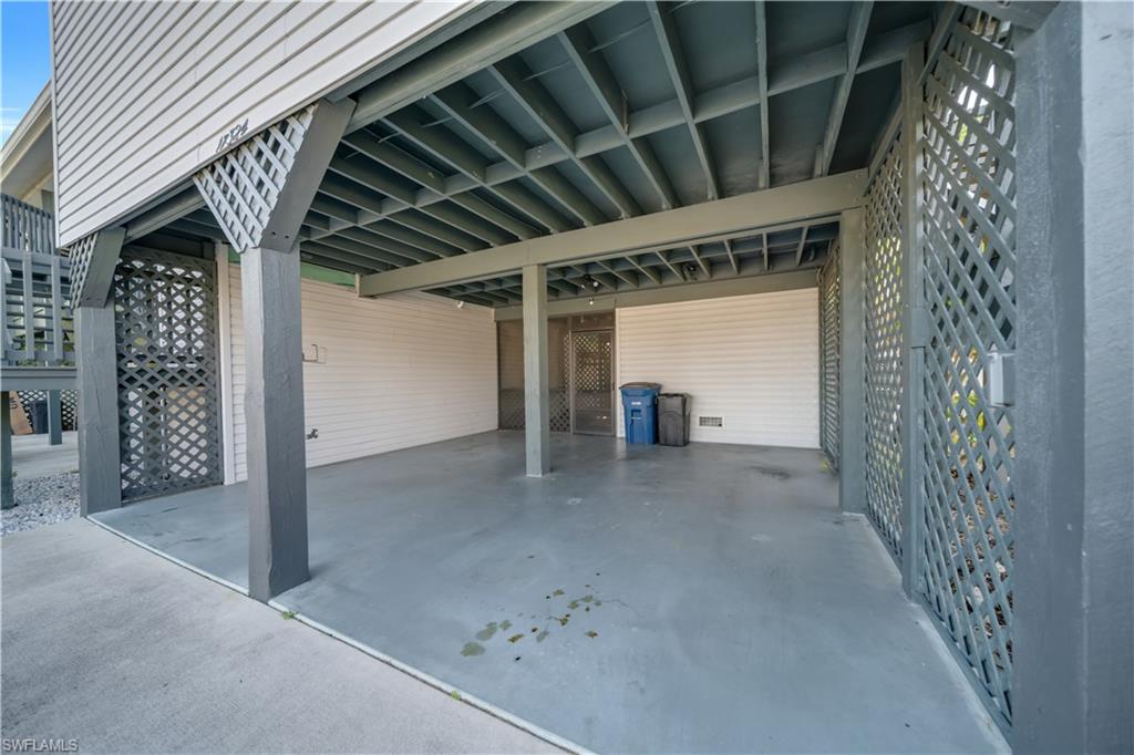 LAKESIDE - Residential