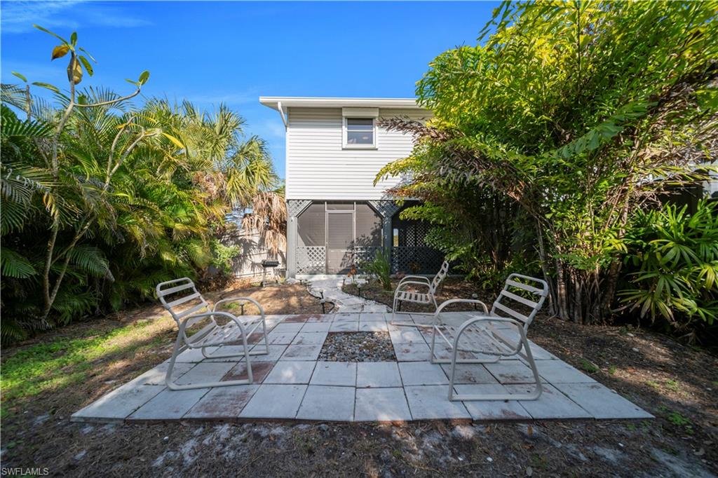 LAKESIDE - Residential