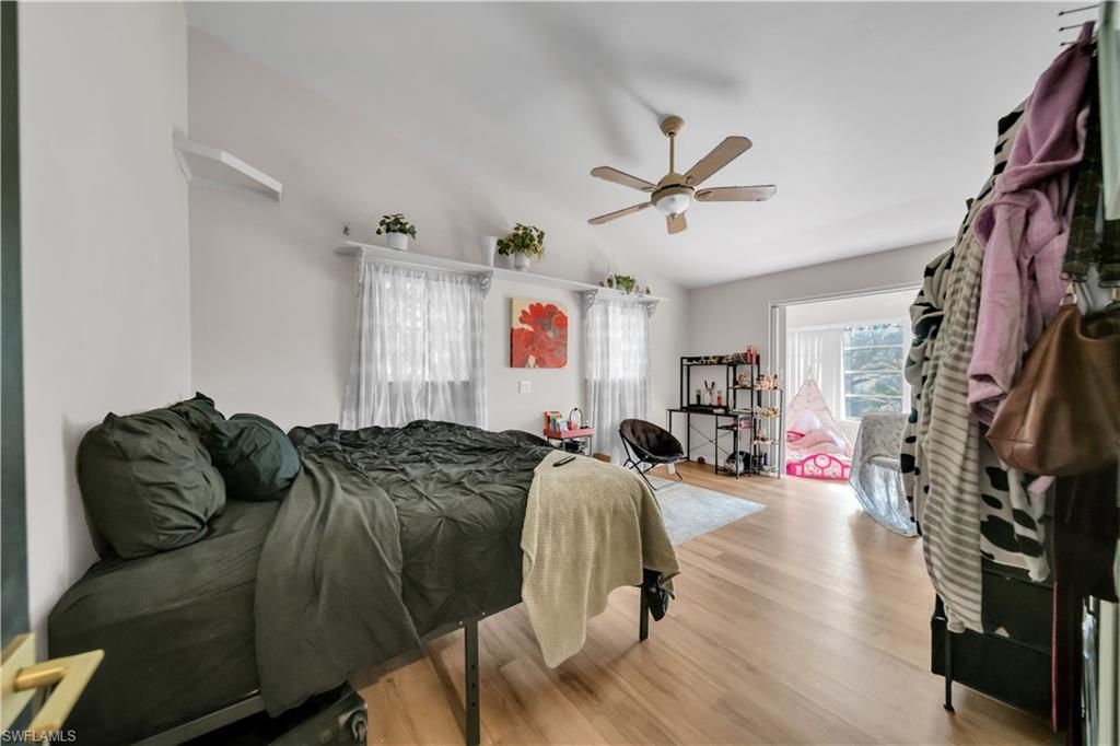 LAKESIDE - Residential