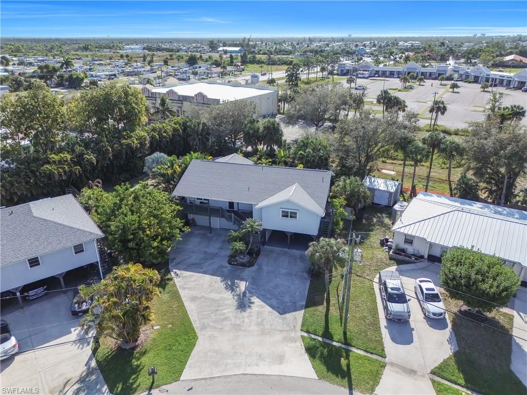 LAKESIDE - Residential