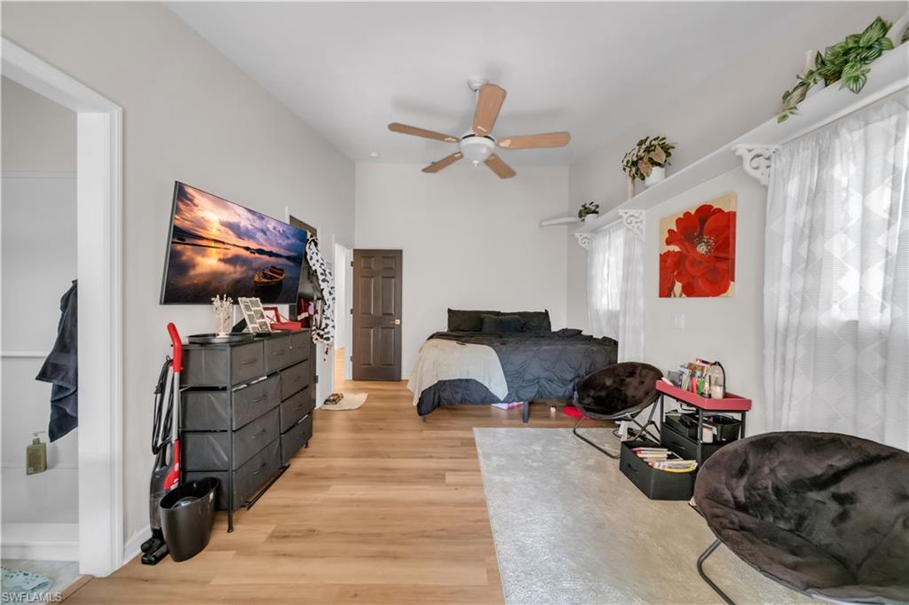 LAKESIDE - Residential