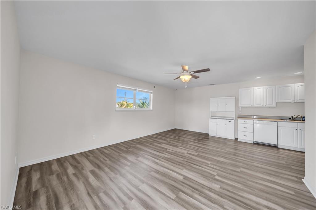 LAKESIDE - Residential