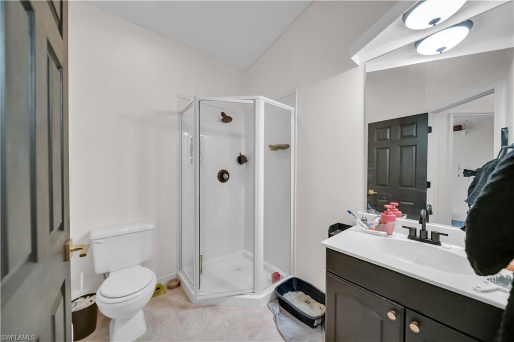 LAKESIDE - Residential