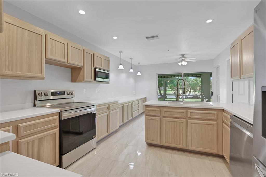 VALLEY OAK - Residential