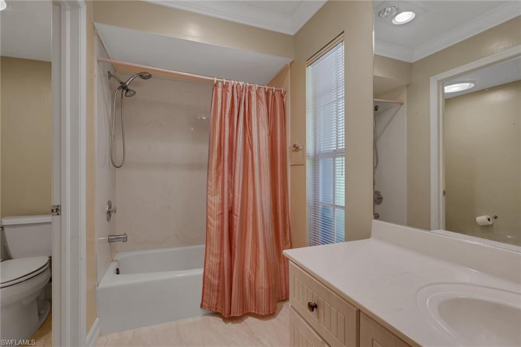 VALLEY OAK - Residential