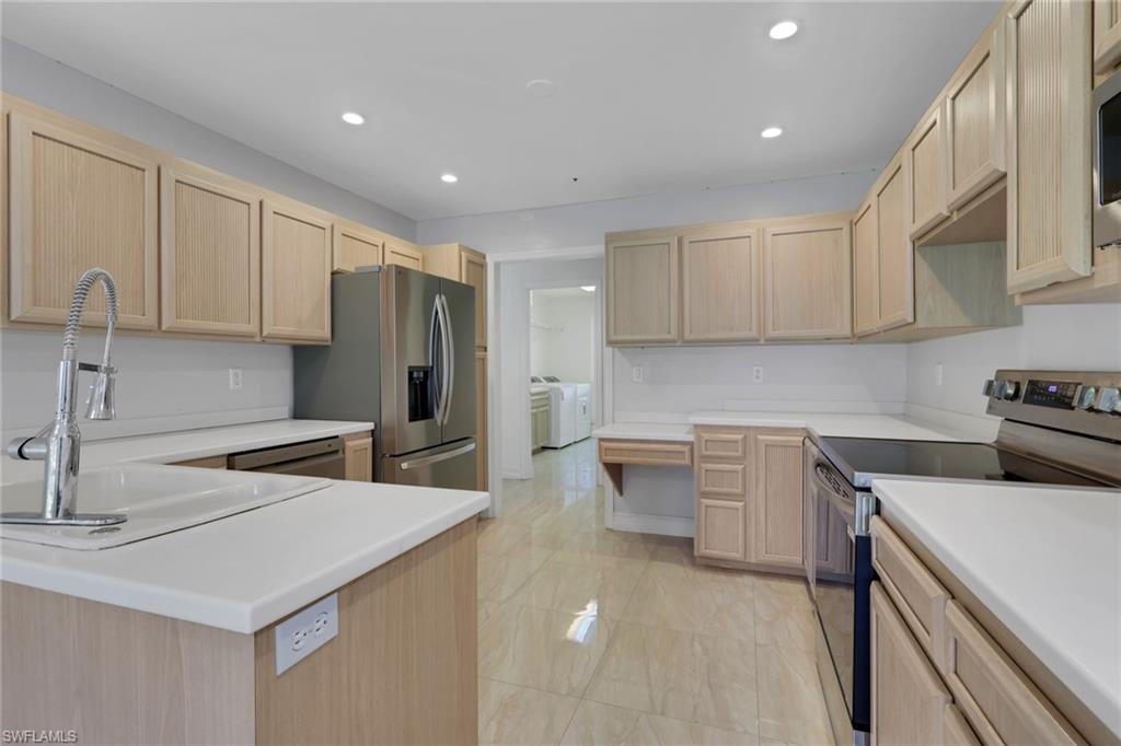 VALLEY OAK - Residential