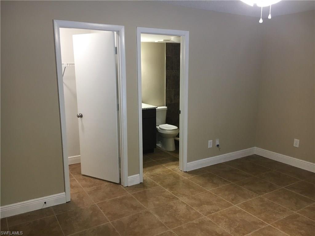 SAN CARLOS PARK - Residential