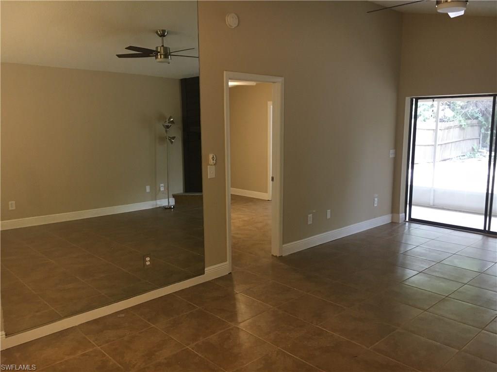 SAN CARLOS PARK - Residential