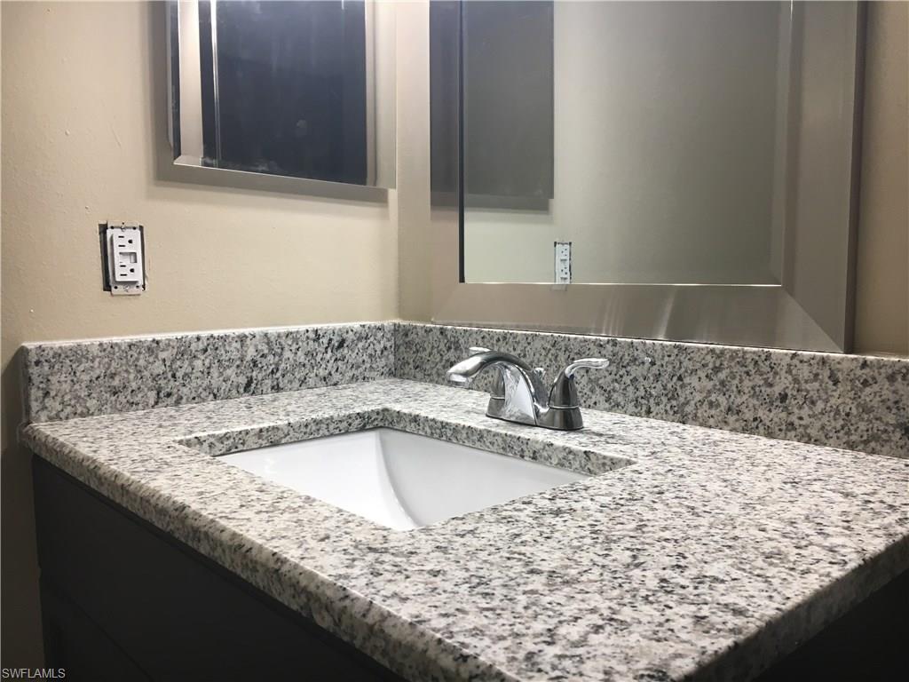 SAN CARLOS PARK - Residential