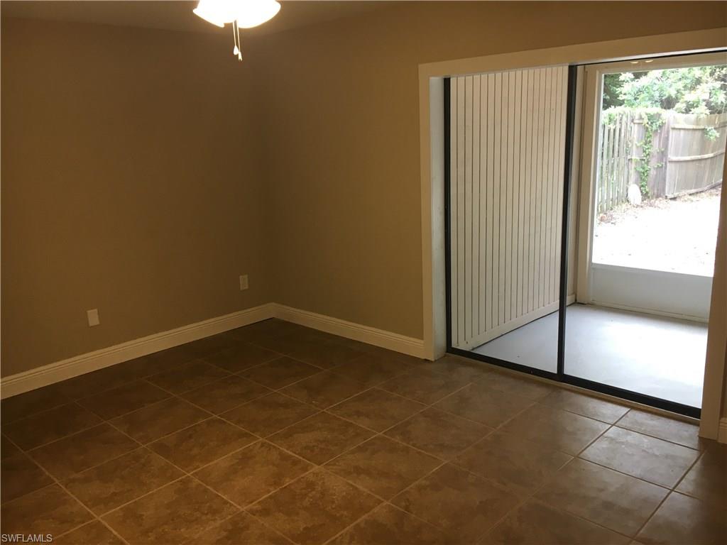 SAN CARLOS PARK - Residential