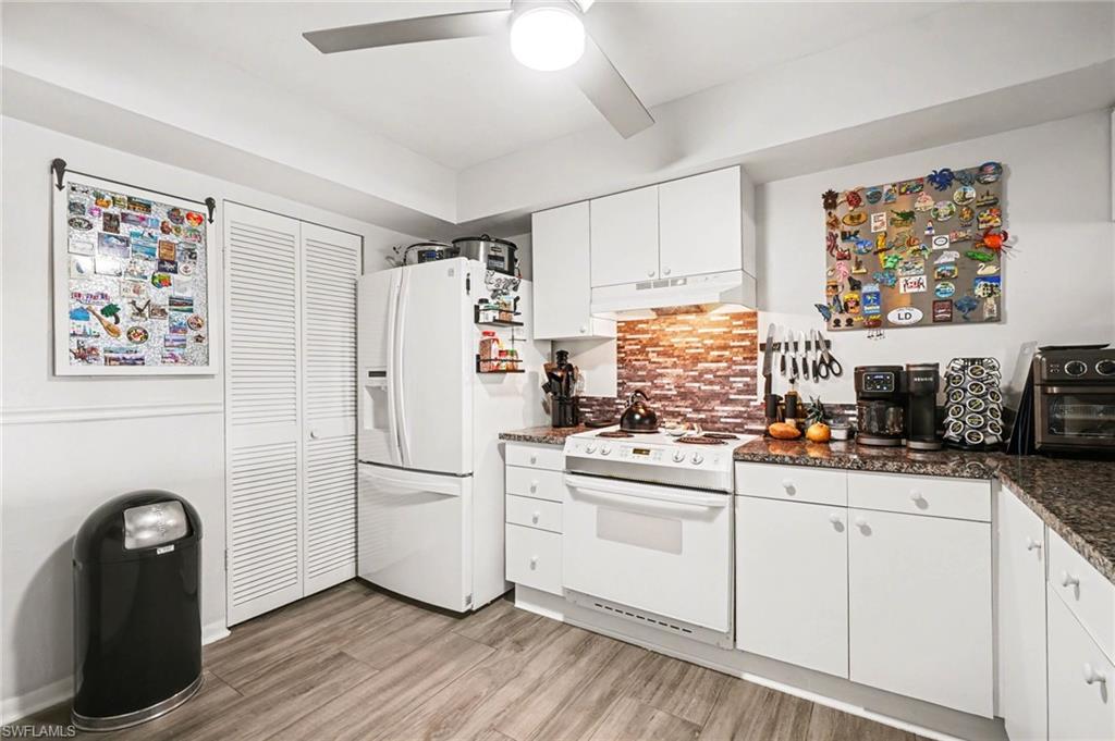 LAKESIDE AT LOCHMOOR CONDO - Residential