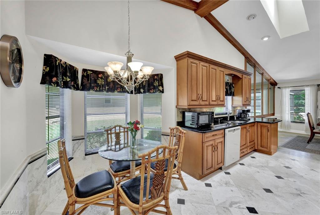 SPANISH WELLS - Residential