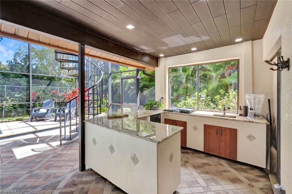 SPANISH WELLS - Residential