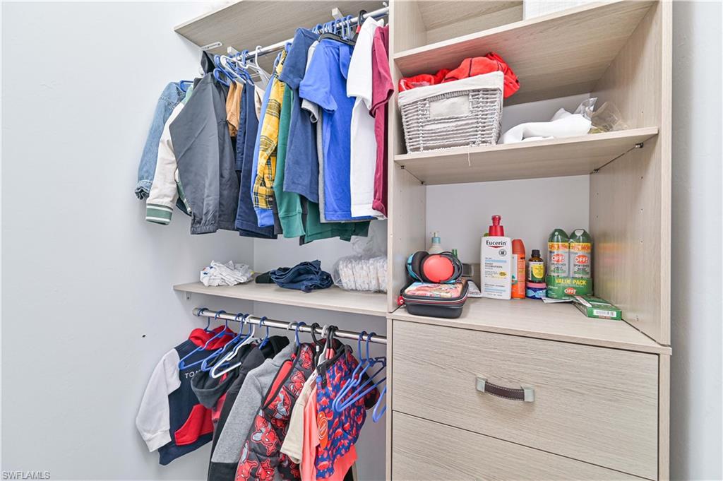 LINDSFORD - Residential