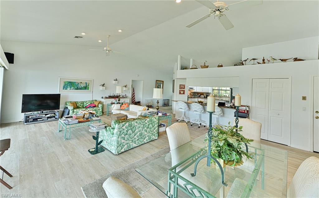 SOUTHPORT ON THE BAY - Residential