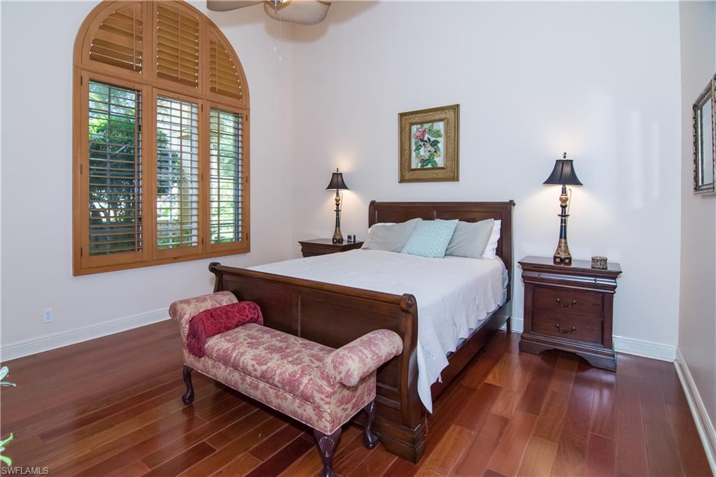 ROSEMEADE - Residential