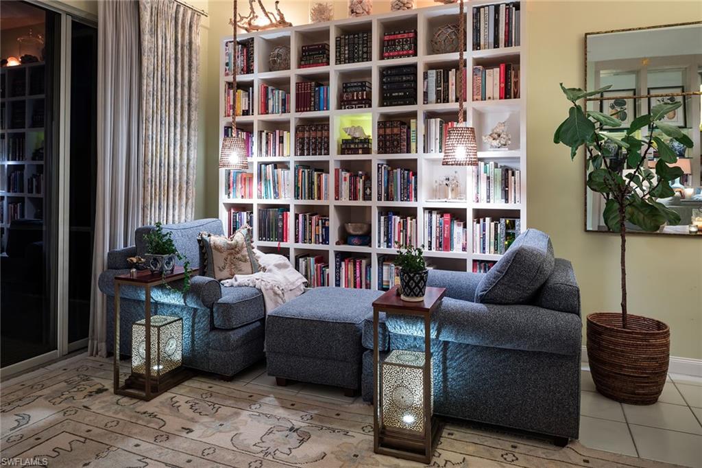 VILLAGE WALK - Residential