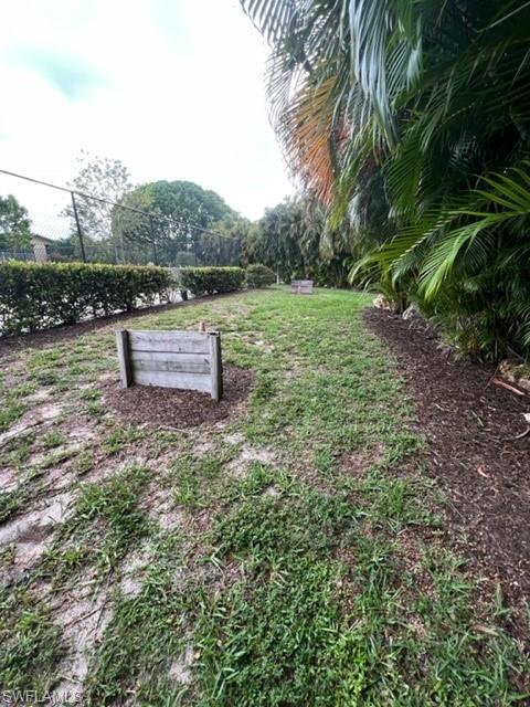 GLADIOLUS GARDENS CONDO ASSN - Residential