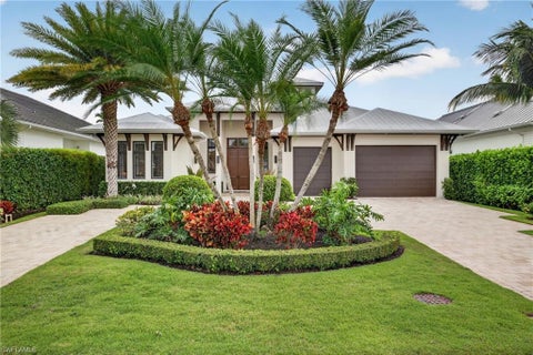 Photo of 2140 TARPON RD, NAPLES, FL 34102 (MLS # 226022197)