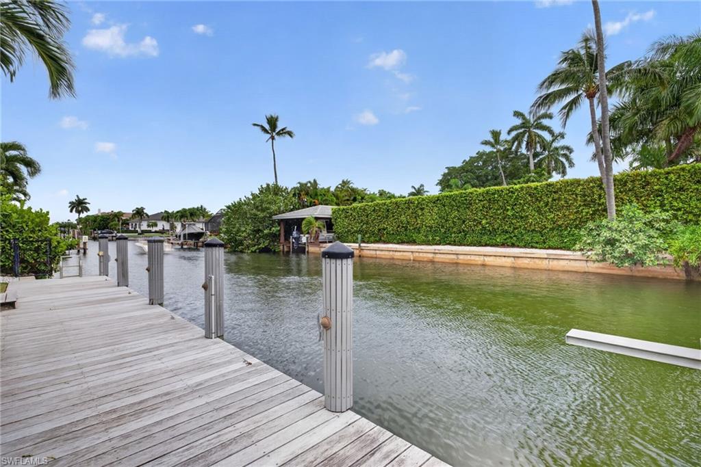 2140 TARPON RD