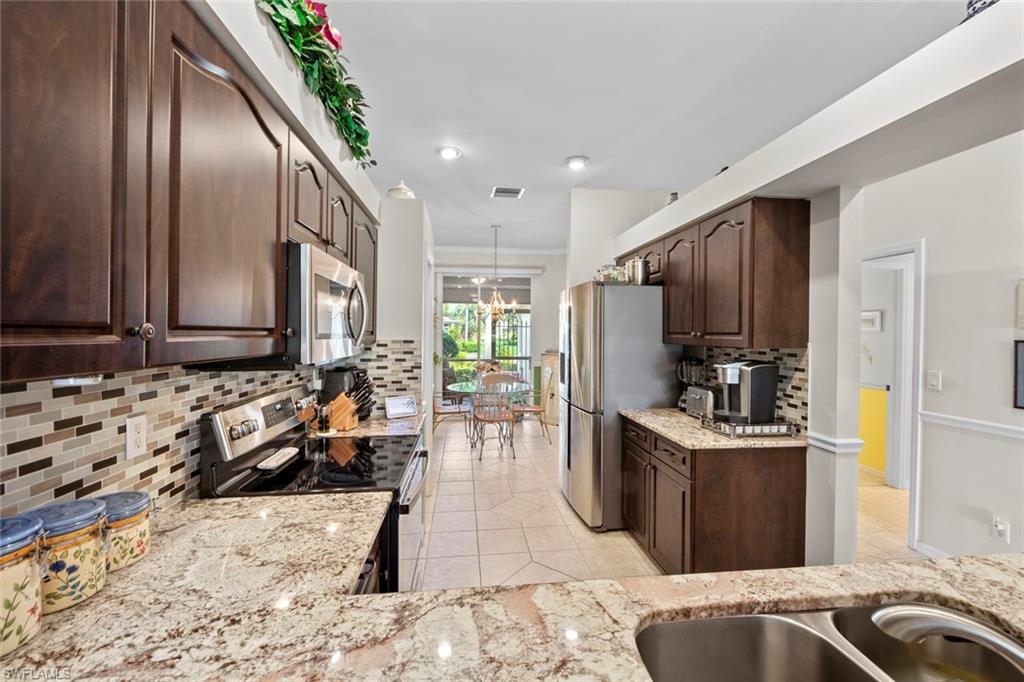 STONEYBROOK - Residential